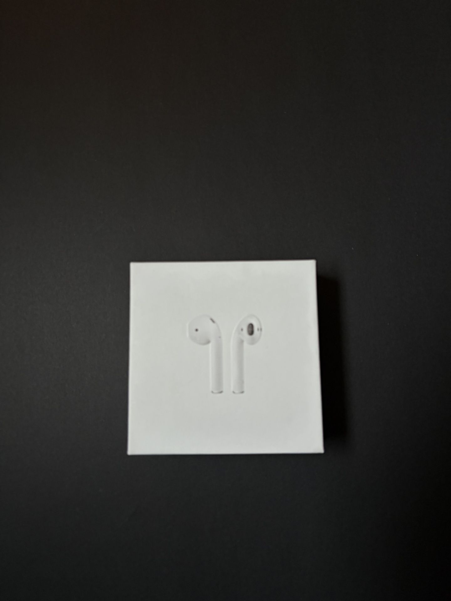 AirPods Generation 2 With Wireless Charging Case