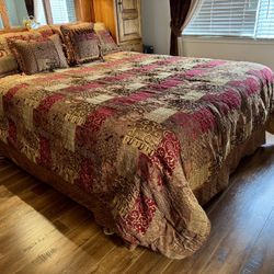 Comforter Set  Cal King 