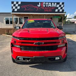 2022 Chevrolet Silverado Custom LT