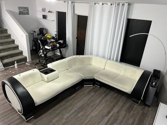 Contemporary Sectional Sofa
