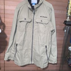 Columbia jacket size medium. Zipper pockets and inside pockets . Brand new without tags 