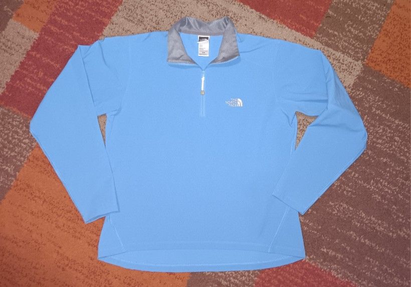 The North Face Women’s Soft Shell ¼ Zip Pullover Med.