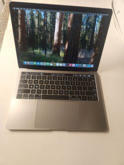 Apple Macbook Pro i5 8gb Ram 120gb SSD Drive 13" Screen w/Touchbar 2019