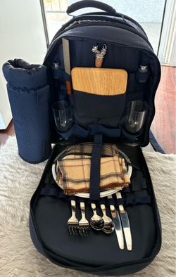 Picnic basket backpack wine holder
