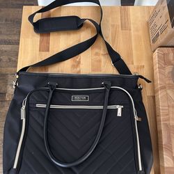 Kenneth Cole Laptop Bag. Brand new! Perfect condition!