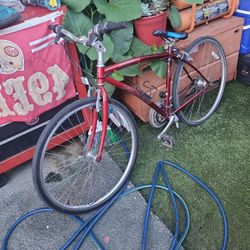 SPECIALIZED  CROSSROADS BIKE 