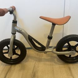 Chillafish balance bike- 10 inch wheels 