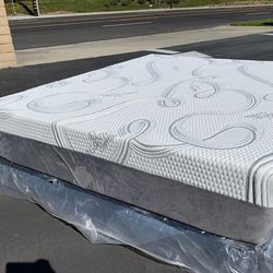 Queen Organic Cool Gel Memory Foam!》》》