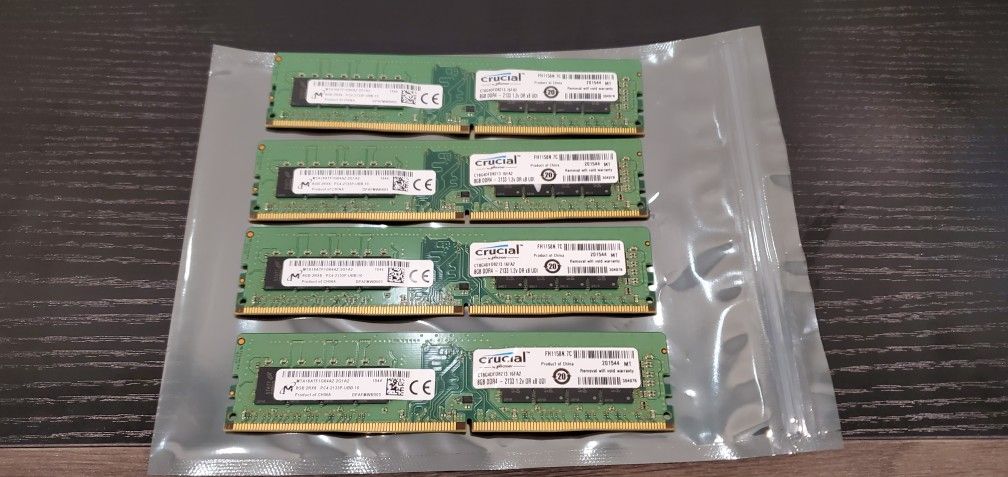 Crucial DDR4-2133 8GB (x4)