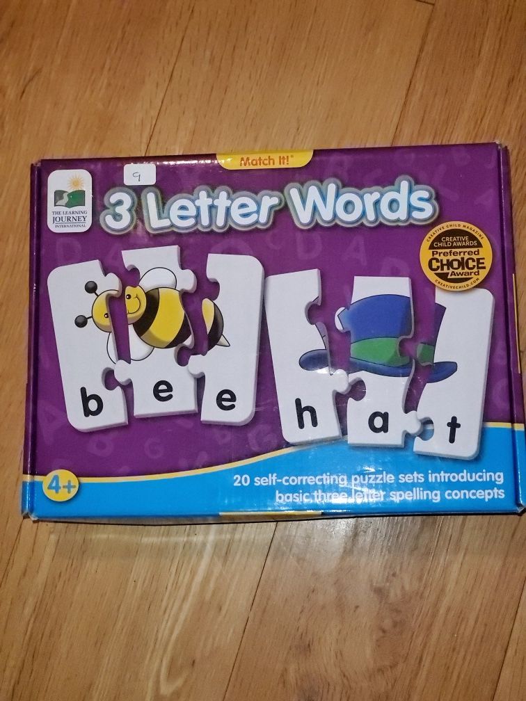3 Letter Words Puzzle Game