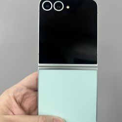 Samsung Galaxy Z Flip 6 Tmobile  256 GB 