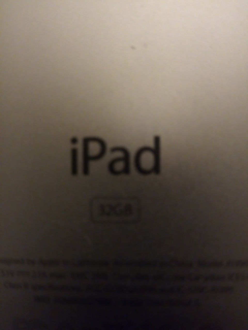 IPAD (LOKCED) BUT IN EXCELLENT CONDITION...