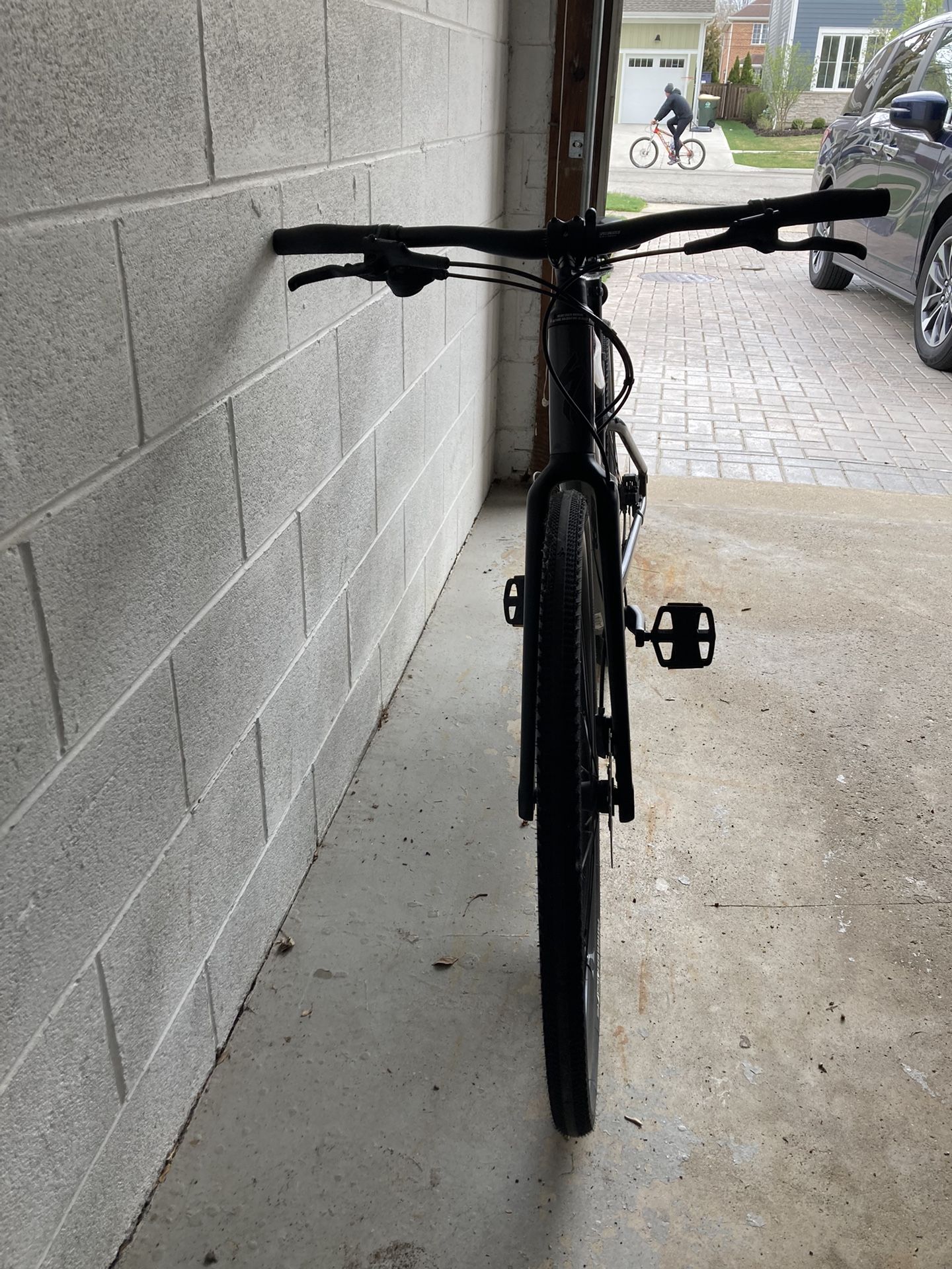 Specialized Sirrus! X 4.0 Gray Bicycle SM for Sale in Park Ridge, IL