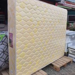 Brand New Queen And King Mattress Available In Stock With Free Delivery Service 