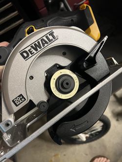 DeWalt DCS393