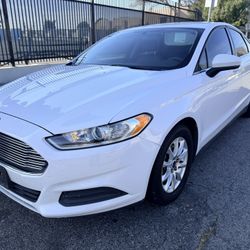 2016 Ford Fusion S 