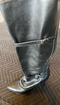 Black leather boots women Size 6