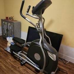 Spirit Fitness Elliptical Trainer