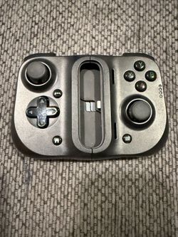 Razer Kishi Gaming Controller for iOS - Black