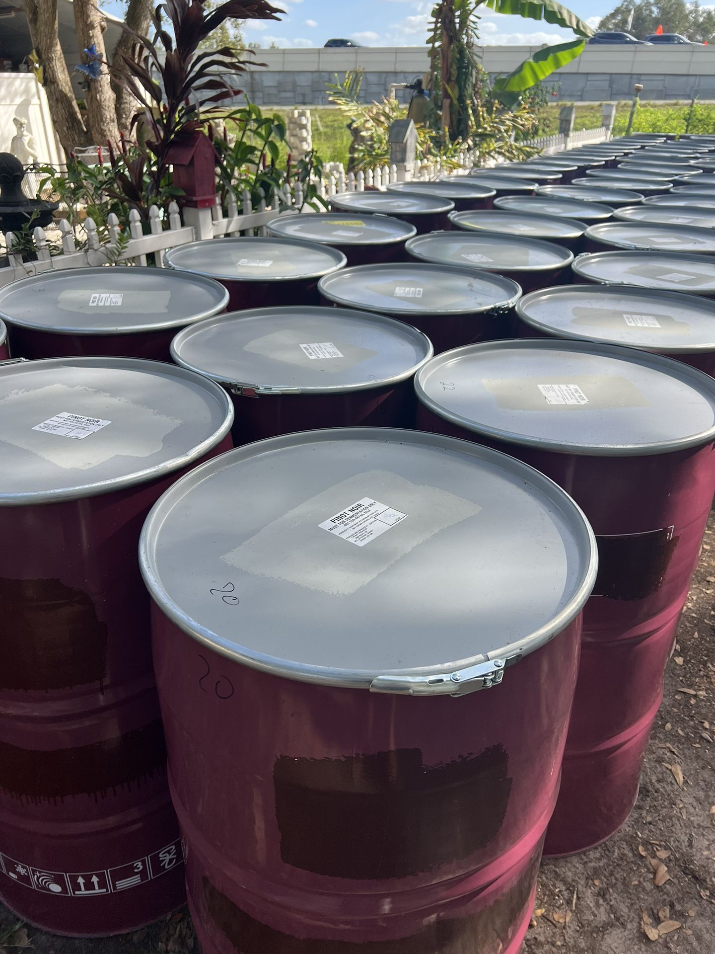 Super Clean 55 Gallon Drums With Easy Lock Lids!
