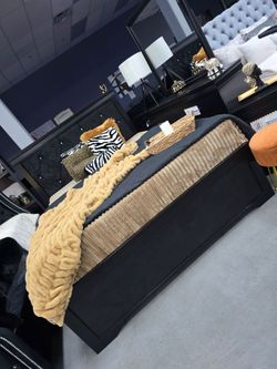 ✨️4pc Queen, King Bedrooms ✨️ Furniture Sectionals, Dining Avail