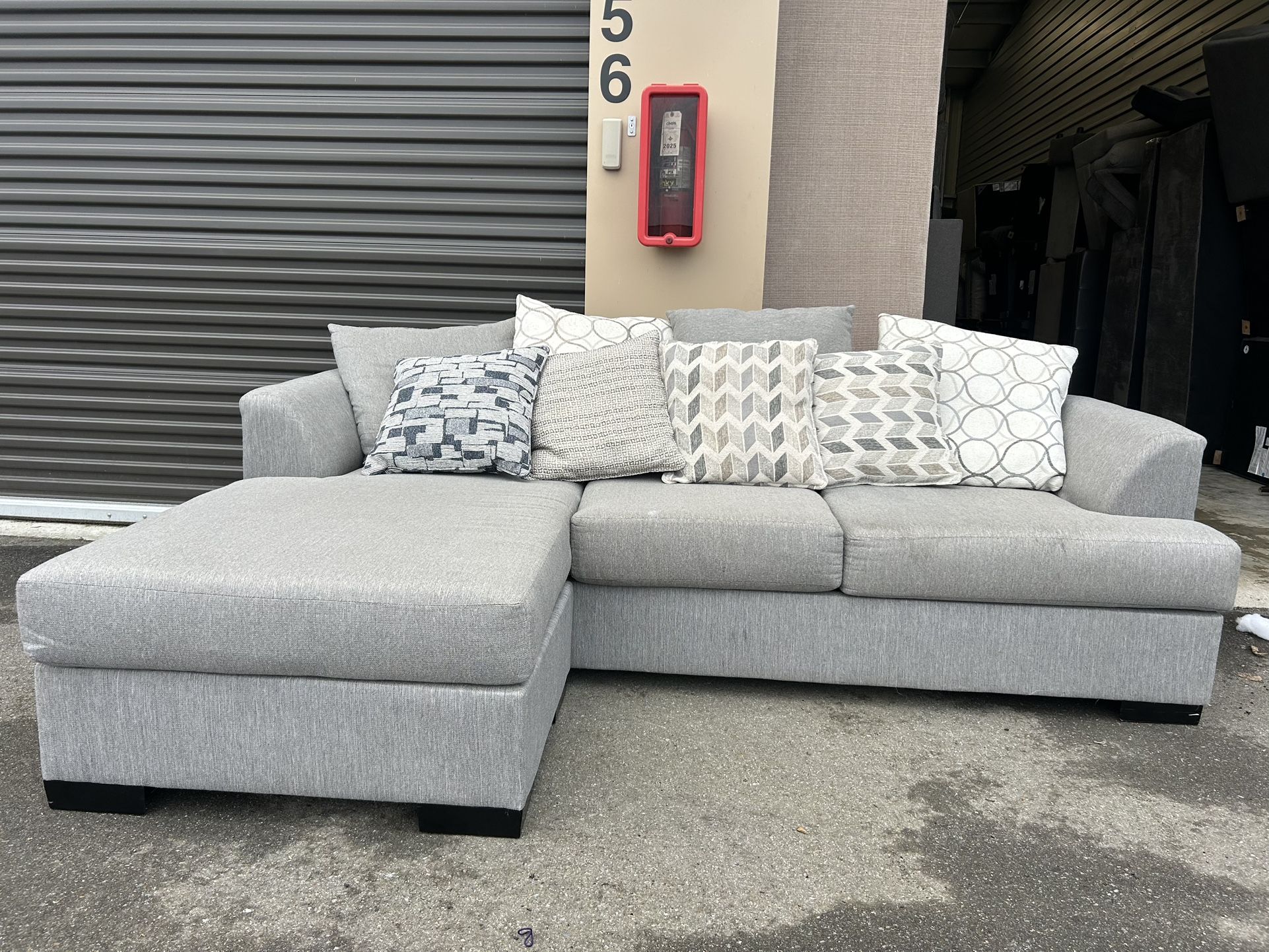 Sectional Couch 