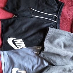 Nike Shorts Size Medium $25