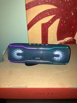 Erkei Sehn Bluetooth Speaker