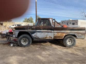 1965 custom cab short bed four-wheel-drive with a 327 custom I mean a factory air condition motor transmission runs great been sitting for a a little 