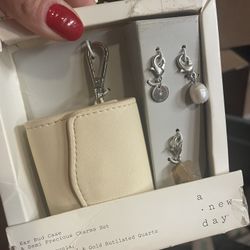 Mini Wallets With Me Chain