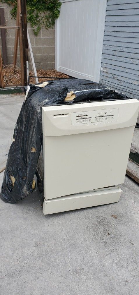 Frer Dishwasher
