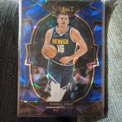 12 Card Basketball Lot Refractors, Rookies