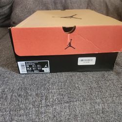 Air Jordan 12 Playoffs (2022 Release) men's 13