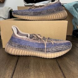 New Yeezy 350 Fade Size 10