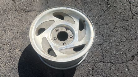 One 17 Inch stock Aluminum Wheel Ford F150, Expedition, Lincoln Navigator 5x135mm