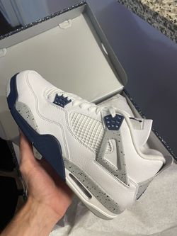Jordan 4 Midnight Navy size 11.5 