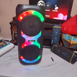 2Boom BX643 Infinity Flame Speaker