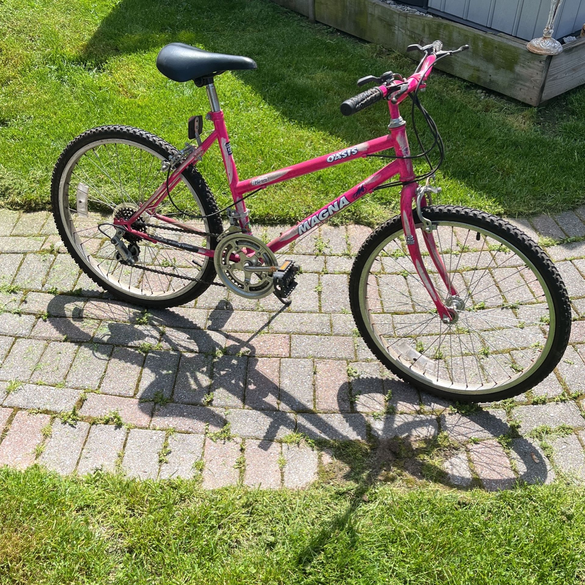 Magna Oasis 17  Inch Girls Bike