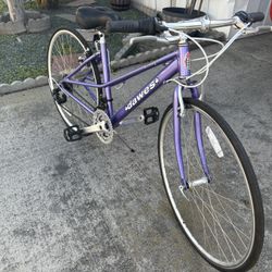 Dawes Hybrid Bike