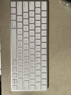 Apple Magic Keyboard 579c-a1644