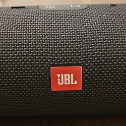 JBL Charge 3 & Case w/Charger