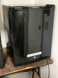 Frigidaire Mini Fridge