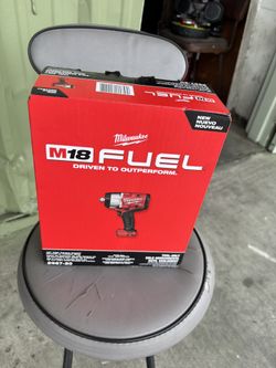 M18 FUEL 18V Lithium-Ion Brushless Cordless 1/2 in. Impact Wrench with Friction Ring (Tool-Only)