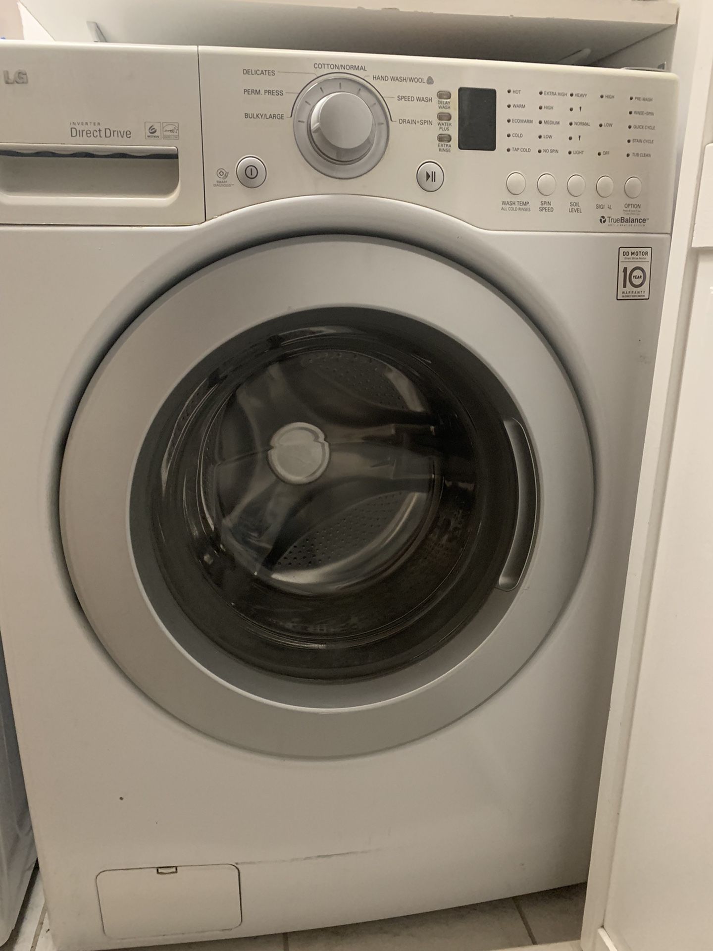 LG front loading washing machine