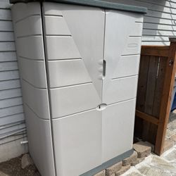 Rubbermaid Shed