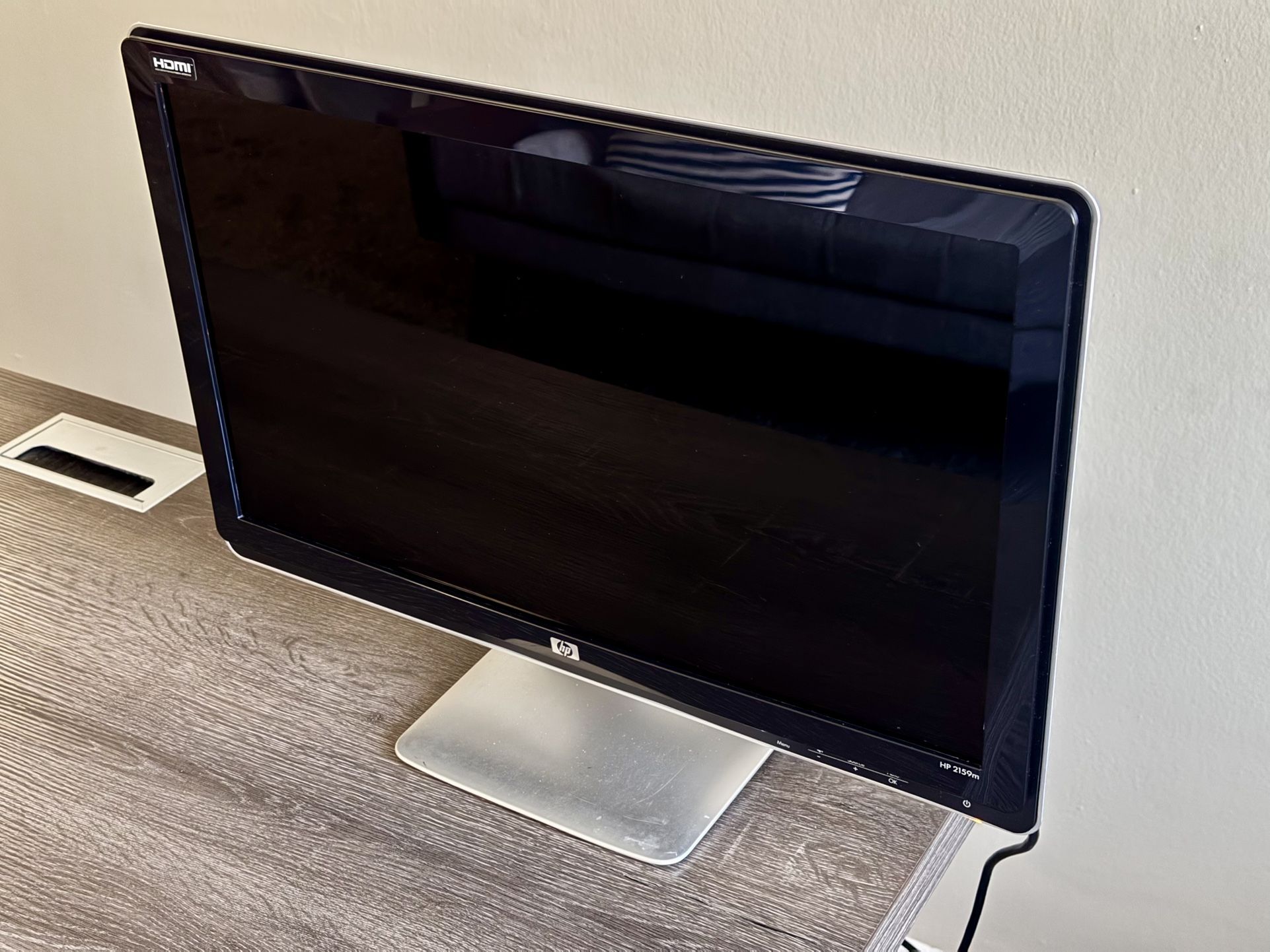 21” 1080p HP monitor