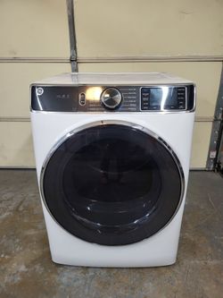 2021 ge Smart Dryer with steam( delivery available)