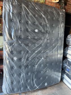 Full size mattress kingsdown pillow top