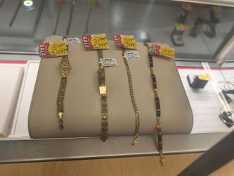 14k10k gold bracelet different prices and grams layaway available 10% Dwon if you interested please make sure you ask for Maribel thank you