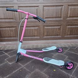 Flicker F1 scooter in great condition